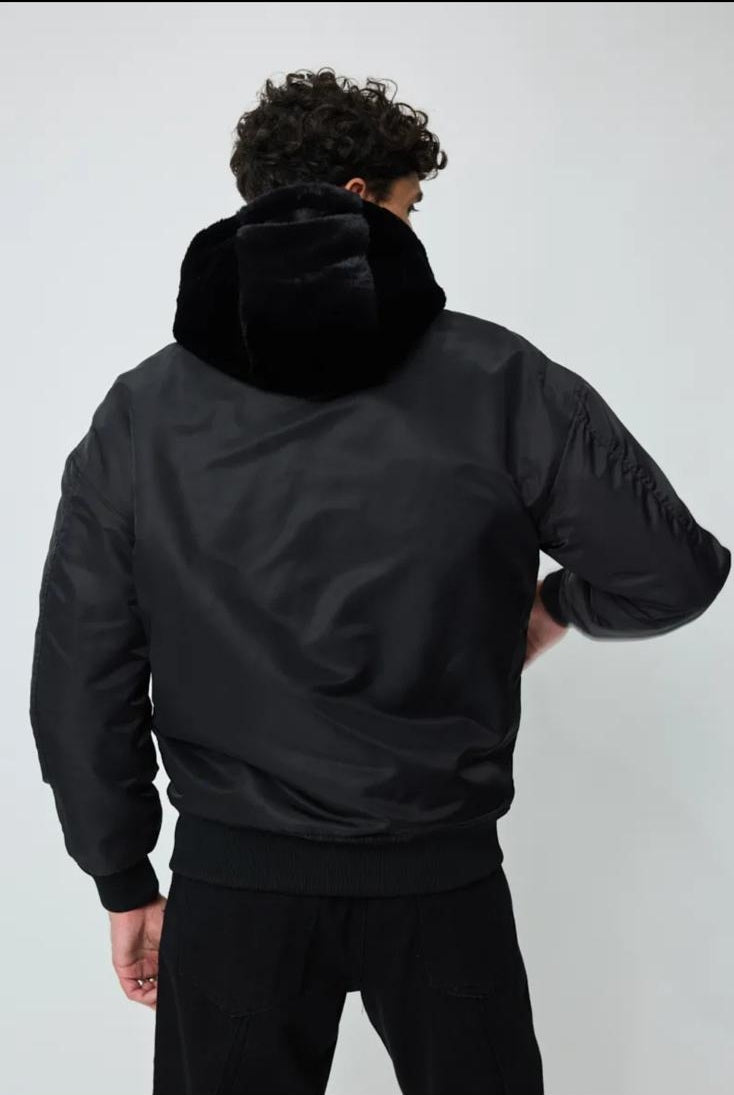 2-IN-1 WENDE- BOMBERJACKE MIT FELL